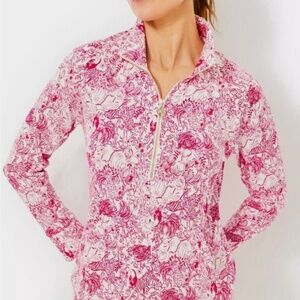 Lilly Pulitzer UPF 50+ Skipper Popover - Raspberry Rouge Animal Magnetism XL